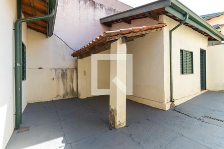 Casa para alugar com 70m², 2 quartos e 1 vaga Casa para alugar com 70m², 2 quartos e 1 vagaFachada interna