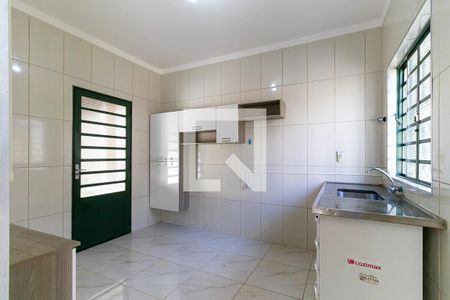 Casa para alugar com 70m², 2 quartos e 1 vaga Casa para alugar com 70m², 2 quartos e 1 vagaCozinha