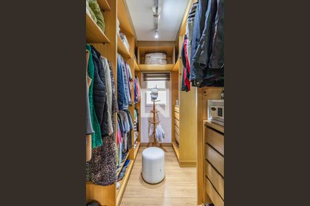 Apartamento à venda com 133m², 3 quartos e 2 vagasCloset da Suíte