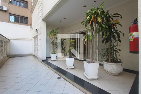 Apartamento à venda com 80m², 1 quarto e 2 vagas Apartamento à venda com 80m², 1 quarto e 2 vagasSalão de festas