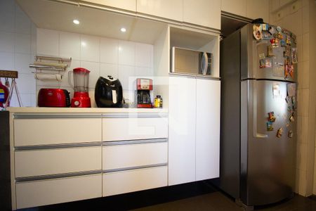 Apartamento à venda com 95m², 3 quartos e 2 vagasCozinha