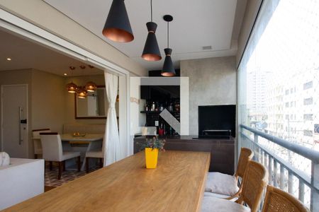 Sacada de apartamento à venda com 3 quartos, 95m² em Água Branca, São Paulo