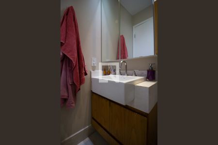 Apartamento à venda com 95m², 3 quartos e 2 vagasBanheiro da Suíte 1