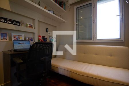 Apartamento à venda com 95m², 3 quartos e 2 vagasQuarto 3
