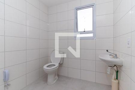 Apartamento à venda com 40m², 2 quartos e sem vaga Apartamento à venda com 40m², 2 quartos e sem vagaBanheiro