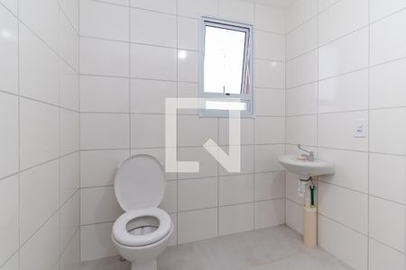 Apartamento à venda com 40m², 2 quartos e sem vaga Apartamento à venda com 40m², 2 quartos e sem vagaBanheiro