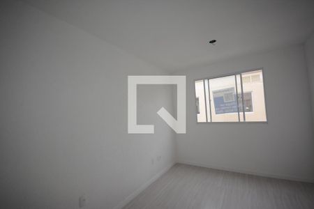 Sala de apartamento para alugar com 2 quartos, 44m² em Braz de Pina, Rio de Janeiro