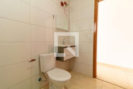 Casa de condomínio para alugar com 80m², 2 quartos e sem vagaBanheiro