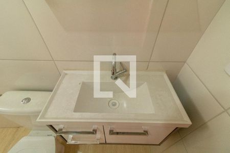 Casa de condomínio para alugar com 80m², 2 quartos e sem vagaBanheiro