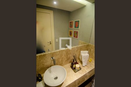 Lavabo de apartamento à venda com 4 quartos, 170m² em Copacabana, Rio de Janeiro