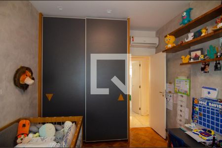 Apartamento à venda com 170m², 4 quartos e 1 vagaQuarto 2