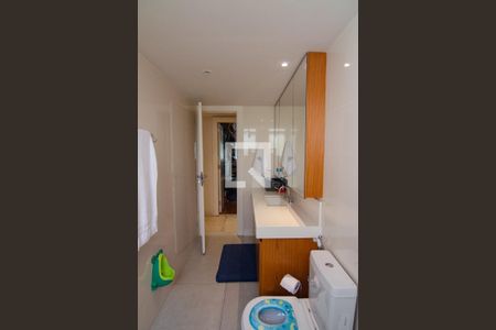Apartamento à venda com 170m², 4 quartos e 1 vagaBanheiro Social