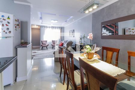 Sala de casa à venda com 3 quartos, 225m² em Jardim Itu, Porto Alegre
