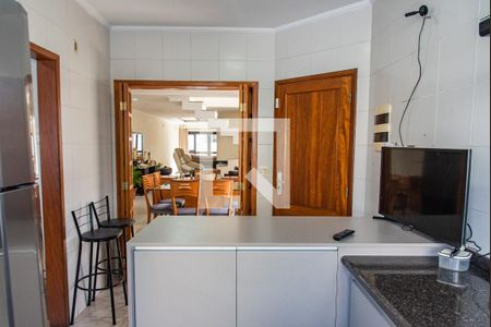 Casa à venda com 420m², 4 quartos e 7 vagasCozinha