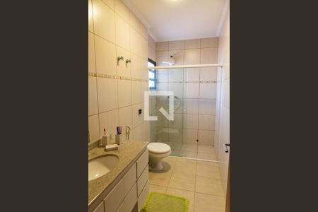 Casa à venda com 420m², 4 quartos e 7 vagasBanheiro