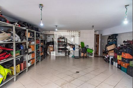 Casa à venda com 420m², 4 quartos e 7 vagasGaragem