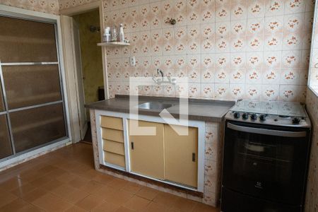 Casa à venda com 250m², 4 quartos e 4 vagasCozinha