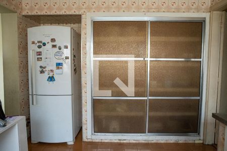 Casa à venda com 250m², 4 quartos e 4 vagasCozinha