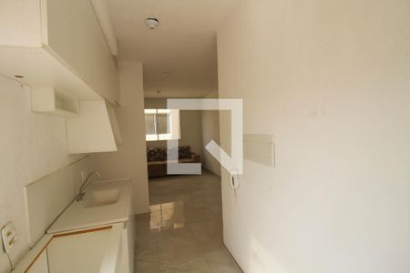 Apartamento à venda com 42m², 2 quartos e 1 vaga Apartamento à venda com 42m², 2 quartos e 1 vagaCozinha e Área de Serviço
