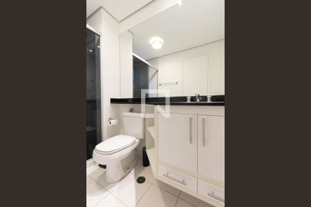 Apartamento para alugar com 65m², 2 quartos e 2 vagasSuíte 2 - banheiro