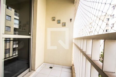 Apartamento para alugar com 54m², 2 quartos e 1 vagaSacada
