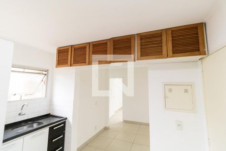 Apartamento para alugar com 80m², 3 quartos e 1 vaga Apartamento para alugar com 80m², 3 quartos e 1 vagaCozinha e Área de Serviço