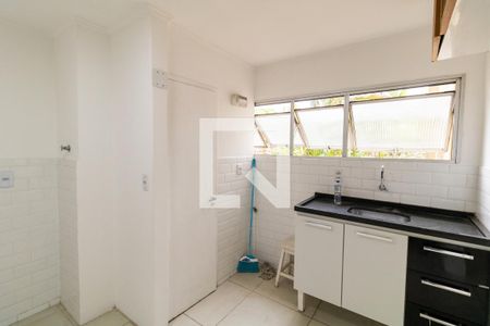 Apartamento para alugar com 80m², 3 quartos e 1 vaga Apartamento para alugar com 80m², 3 quartos e 1 vagaCozinha e Área de Serviço