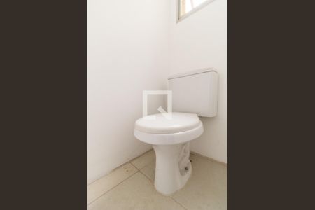 Apartamento para alugar com 80m², 3 quartos e 1 vaga Apartamento para alugar com 80m², 3 quartos e 1 vagaBanheiro de Serviço