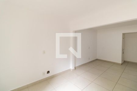 Sala de apartamento para alugar com 3 quartos, 80m² em Jardim Peri Peri, São Paulo