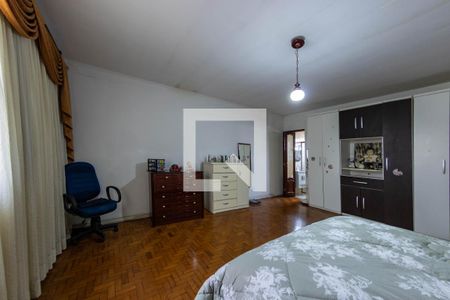 Casa à venda com 385m², 3 quartos e 3 vagassuíte 1