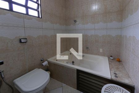 Casa à venda com 385m², 3 quartos e 3 vagassuíte 1