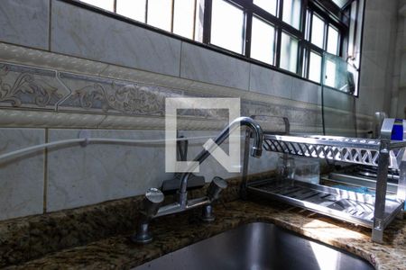 Casa à venda com 385m², 3 quartos e 3 vagasCozinha