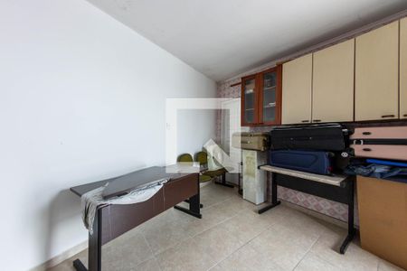 Casa à venda com 385m², 3 quartos e 3 vagasEscritório externo