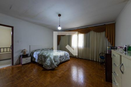 suíte 1 de casa para alugar com 3 quartos, 385m² em Vila Bela, São Paulo