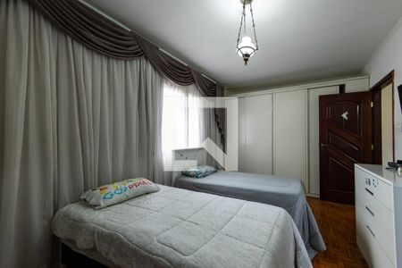 Casa à venda com 385m², 3 quartos e 3 vagassuíte 2