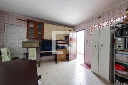 Casa à venda com 385m², 3 quartos e 3 vagasEscritório externo