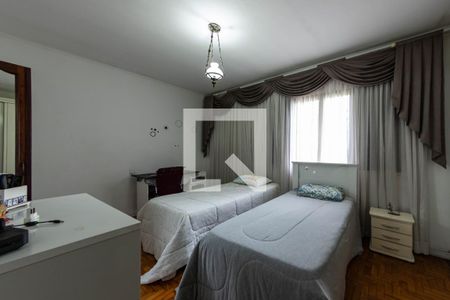 Casa à venda com 385m², 3 quartos e 3 vagassuíte 2