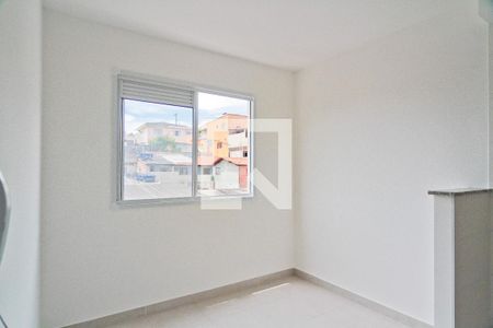 Sala de apartamento para alugar com 2 quartos, 32m² em Piqueri, São Paulo