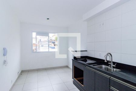 Sala / Cozinha Americana de apartamento para alugar com 2 quartos, 32m² em Piqueri, São Paulo