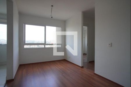 Sala de apartamento para alugar com 2 quartos, 57m² em Passo da Areia, Porto Alegre