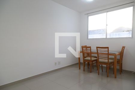 Sala  de apartamento à venda com 3 quartos, 66m² em Vargem Pequena, Rio de Janeiro