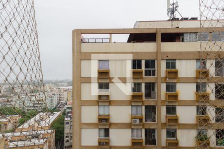 Apartamento para alugar com 203m², 3 quartos e 2 vagas Apartamento para alugar com 203m², 3 quartos e 2 vagasVista do Quarto 1