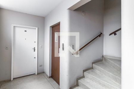 Apartamento à venda com 45m², 1 quarto e sem vagaElevador