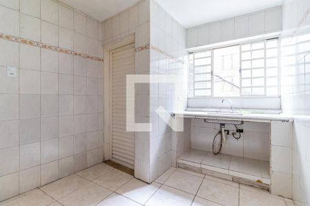 Cozinha de casa para alugar com 1 quarto, 50m² em Vila Joaniza, São Paulo