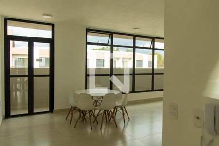 Apartamento para alugar com 47m², 2 quartos e 1 vagaÁrea comum - Salão de festas