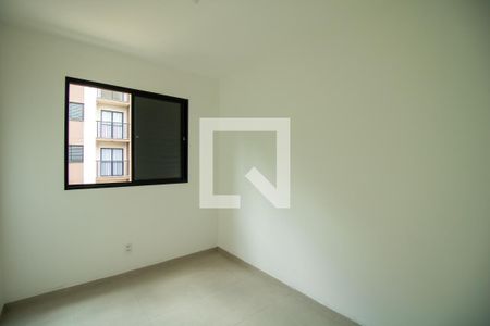 Quarto 1 de apartamento para alugar com 2 quartos, 47m² em Jardim Pioneira, Cotia