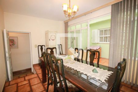 Casa à venda com 201m², 3 quartos e 3 vagassala jantar