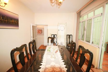 Casa à venda com 201m², 3 quartos e 3 vagassala jantar