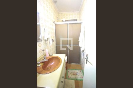 Casa à venda com 201m², 3 quartos e 3 vagassuíte quarto 2