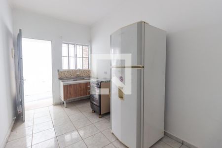 Cozinha de kitnet/studio para alugar com 1 quarto, 25m² em Jardim Bonfiglioli, São Paulo